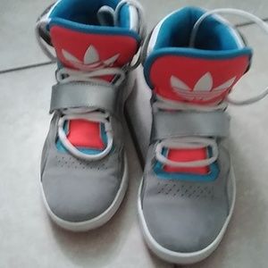 Women's Adidas size 6 and 1/2